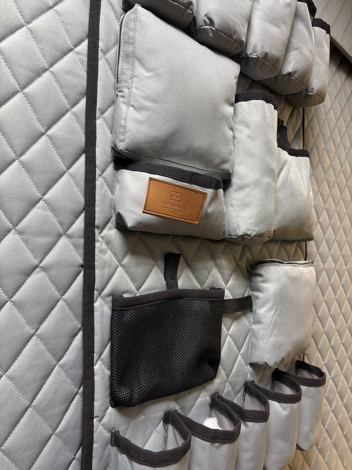 Full 5 pcs set of Curtain,Stable Holder,Stable Pocket, Saddle Pad Holder,Head Protector